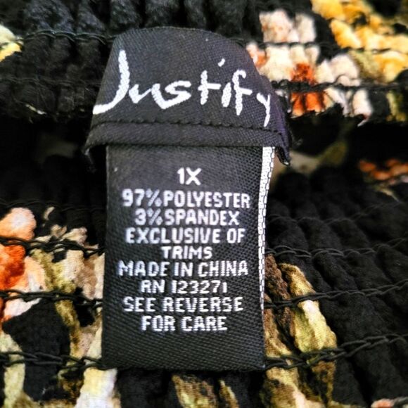 EC JUSTIFY OFF THE SHOULDER FLORAL CREPE BLOUSE SZ.1X - Picture 3 of 4